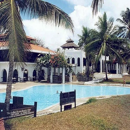 Otel Jacaranda Beach Luxury Club 5*
